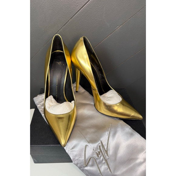Giuseppe Zanotti Ester 110 Mirror Oro Gold Heels Sz 39 US 9 Pointed Toe Pump - Picture 1 of 15